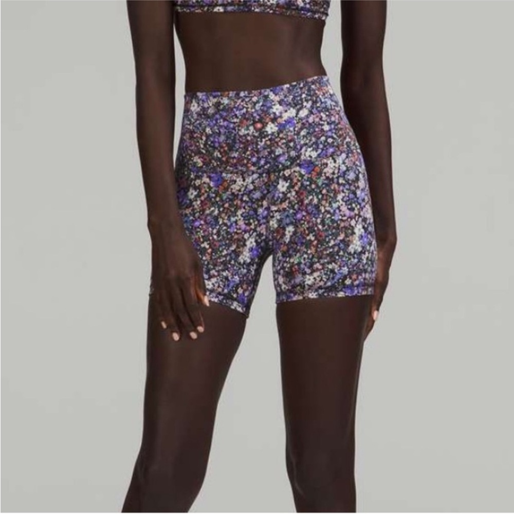 Lululemon Align shorts